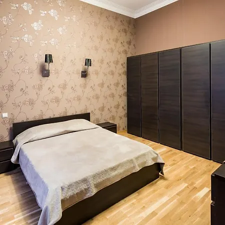 Svobody Avenue 10 公寓 利沃夫