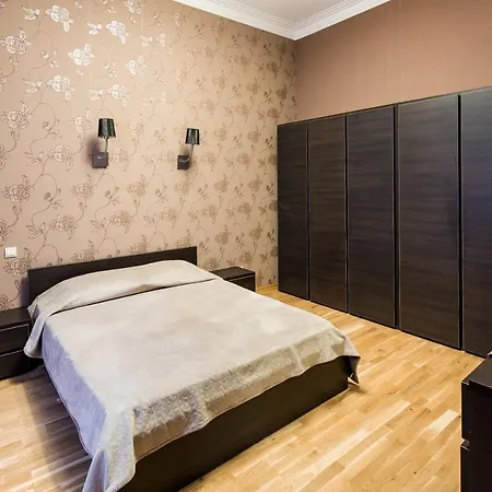 Svobody Avenue 10 Apartment Lviv