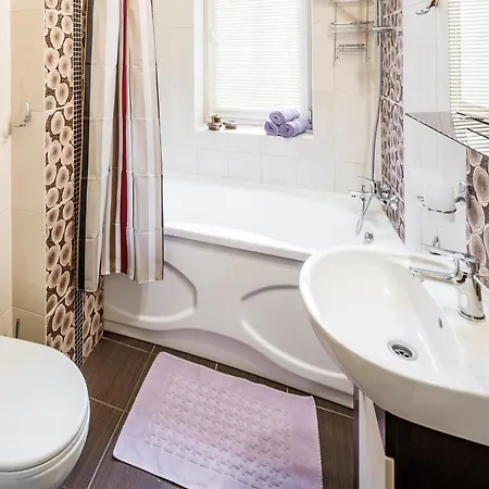 Svobody Avenue 10 Apartamento Lviv