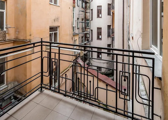 Svobody Avenue 10 * Lviv