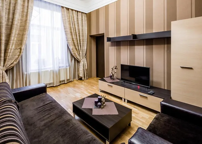 Svobody Avenue 10 Apartamento *